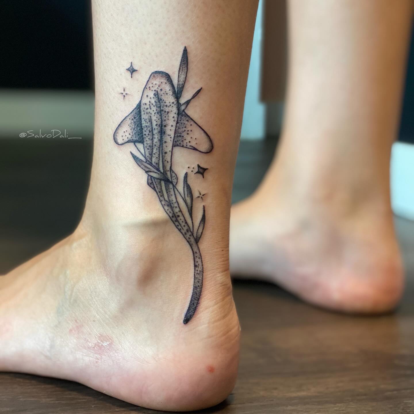 Shark Tattoo for Women: Bold Symbolism and Fierce Beauty - women tattoo ...